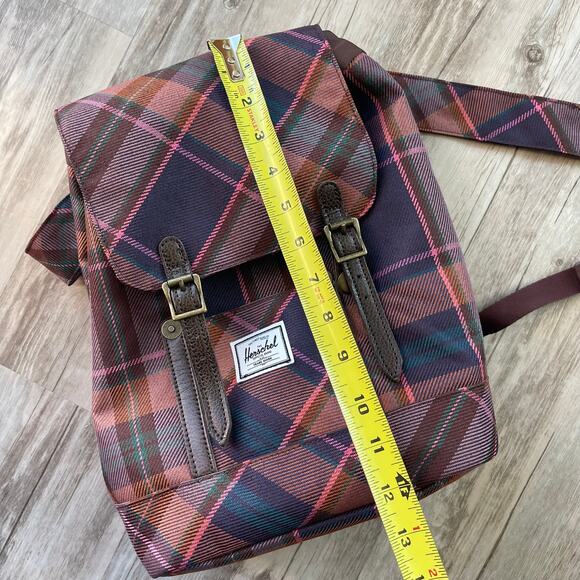 Herschel Supply Co. Retreat Mini Backpack Pink Purple Tartan Plaid Check - Picture 6 of 12